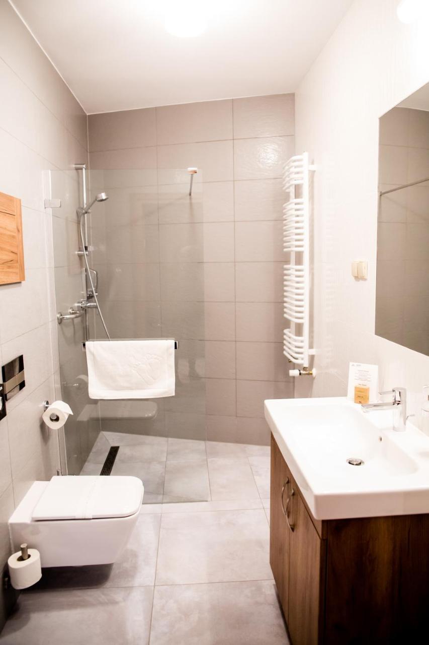 Apart Hotel 12 Rzeszów Esterno foto