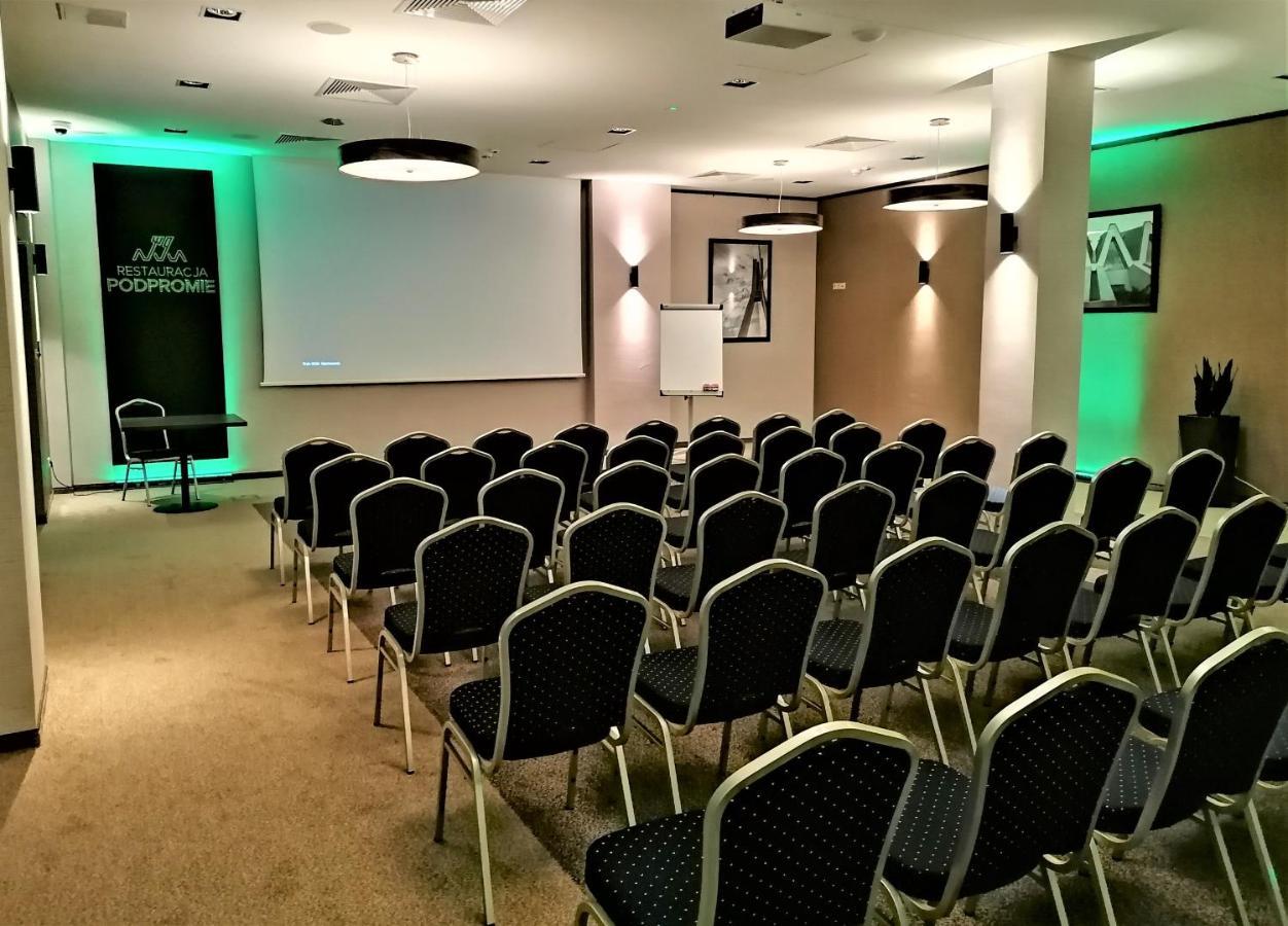 Apart Hotel 12 Rzeszów Esterno foto